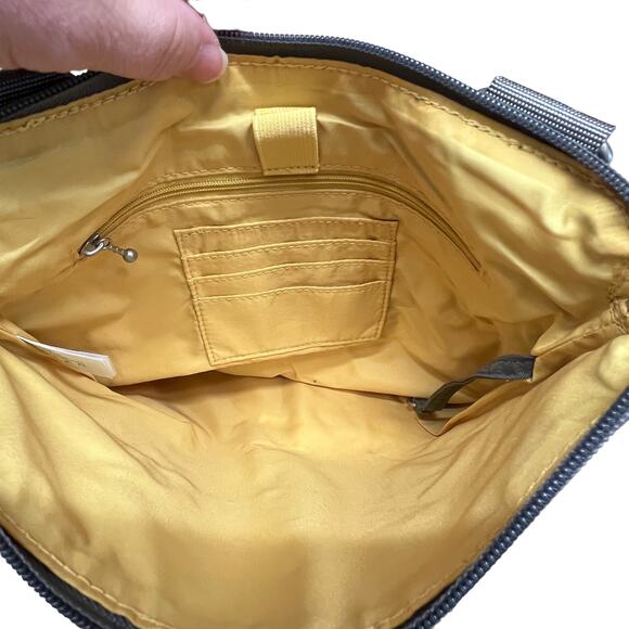 Baggallini Horizon Grey Zebra Print  Crossbody Travel Purse Handbag‎ - Picture 8 of 9